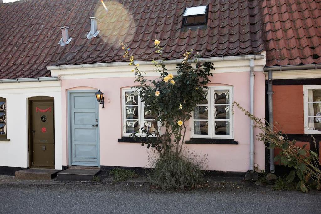 فيلا Skont Fiskerhus. Taet Pa By, Havn Og Havet Marstal المظهر الخارجي الصورة